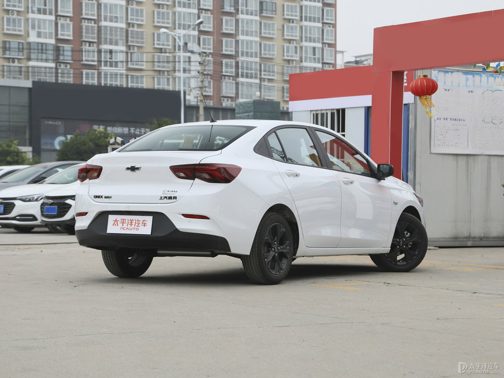 流云白科沃茲整車外觀外觀圖片