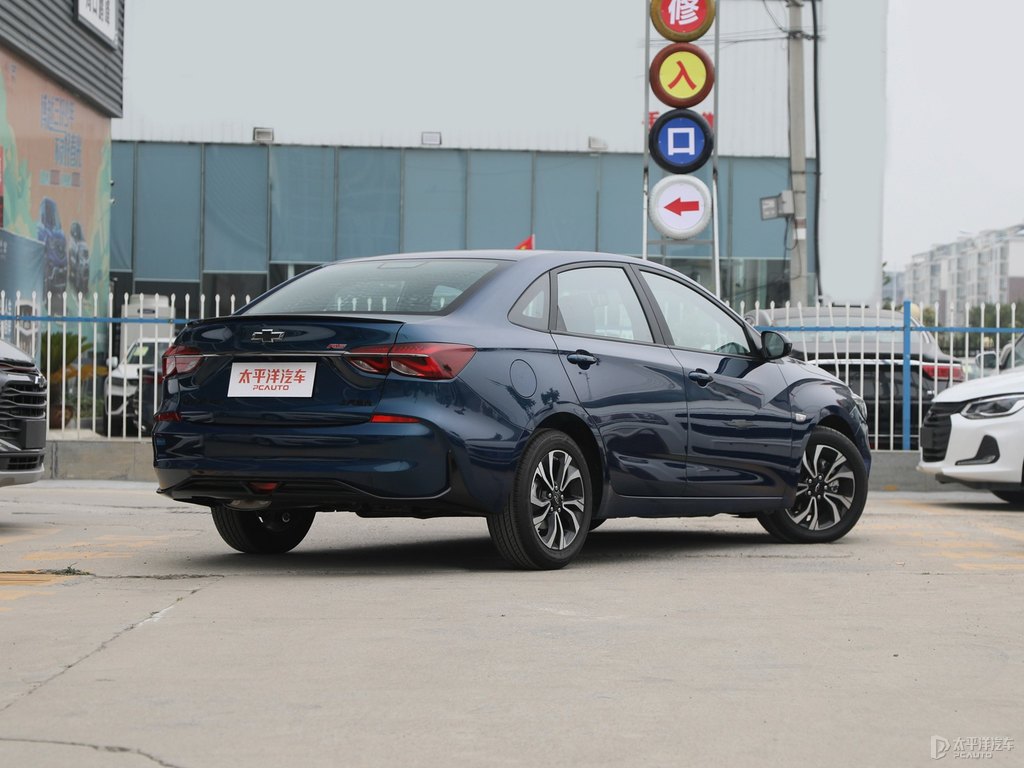 灑脫藍科魯澤整車外觀外觀圖片