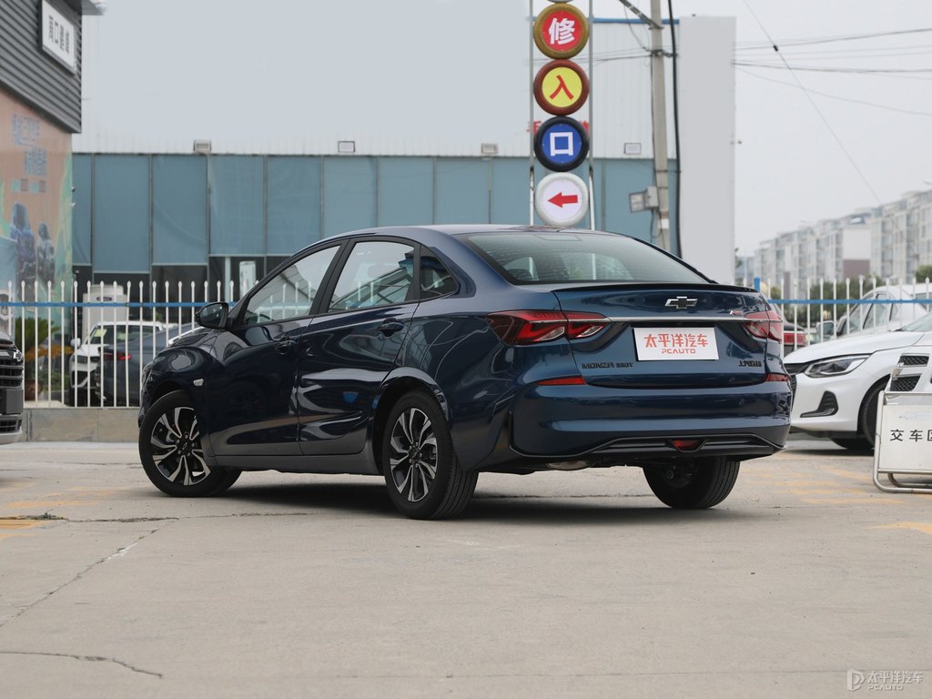 灑脫藍科魯澤整車外觀外觀圖片