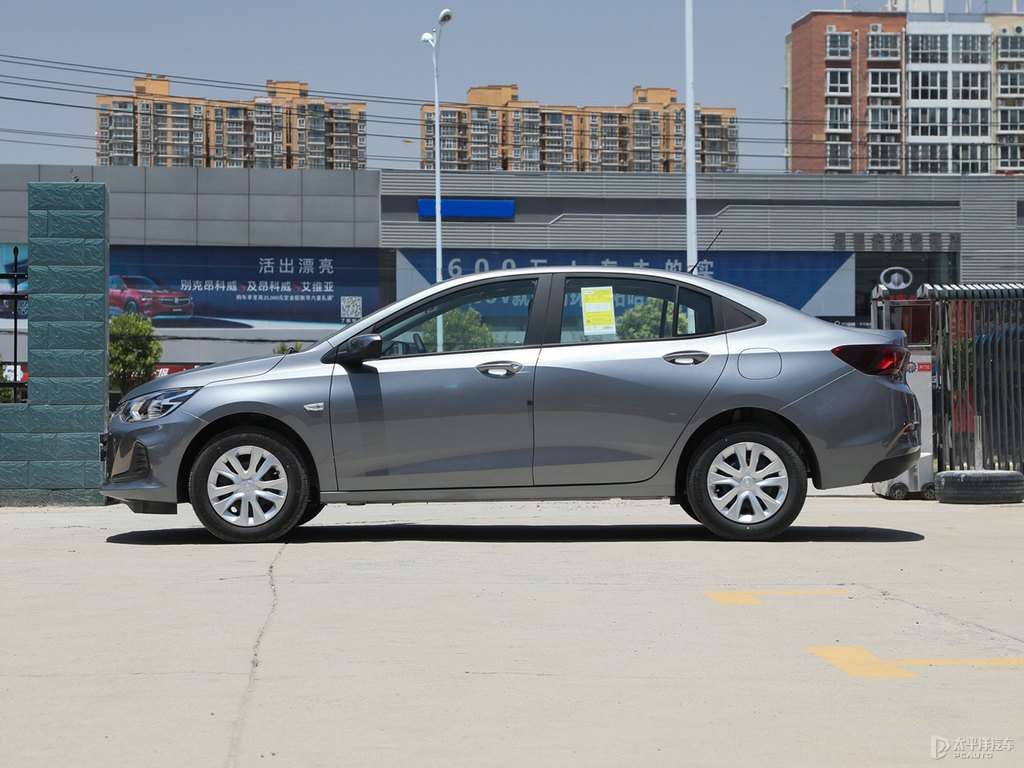 海崖灰科沃茲整車外觀外觀圖片