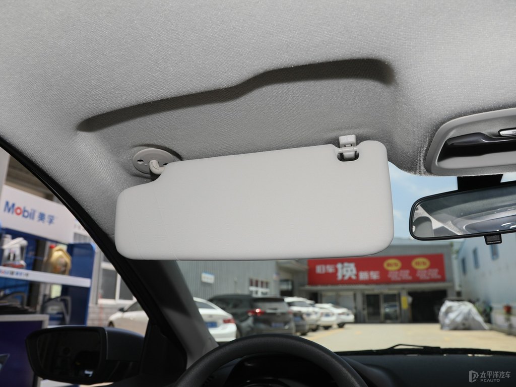 海崖灰科沃茲車廂內(nèi)飾圖片