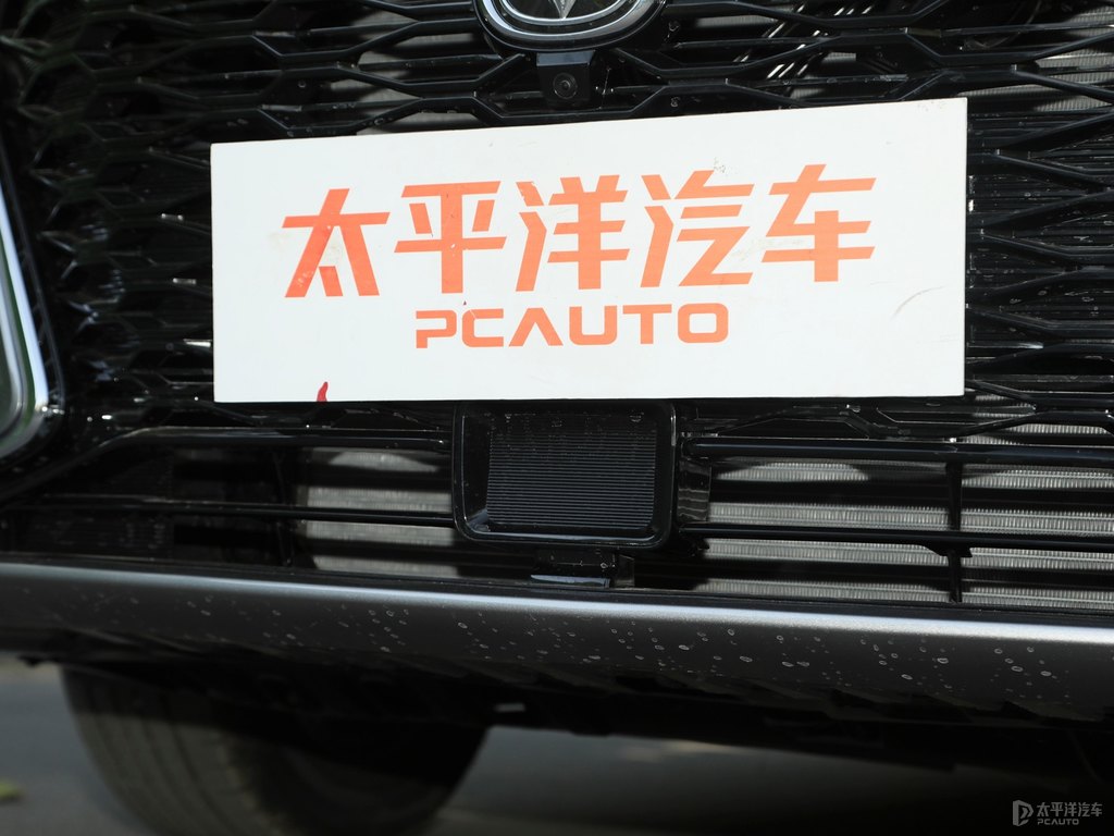 鈦光銀灰逸動(dòng)PLUS車頭外觀圖片