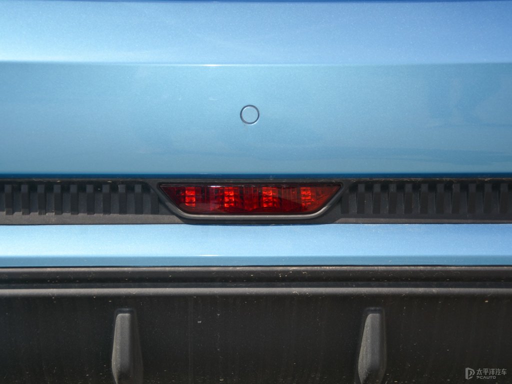 寶石藍(lán)遠(yuǎn)景X3車(chē)尾外觀圖片