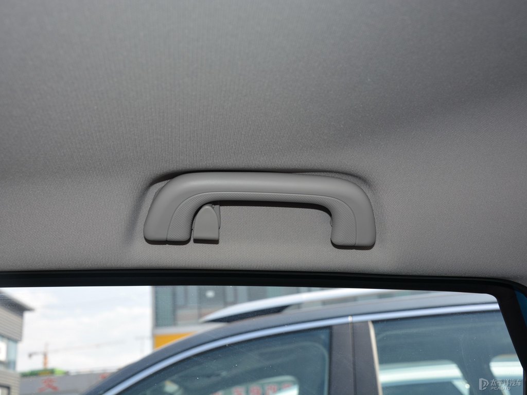 寶石藍(lán)遠(yuǎn)景X3車廂內(nèi)飾圖片
