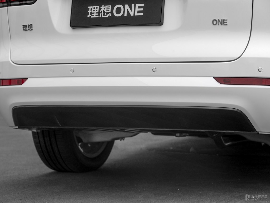 白色理想ONE官圖官圖圖片