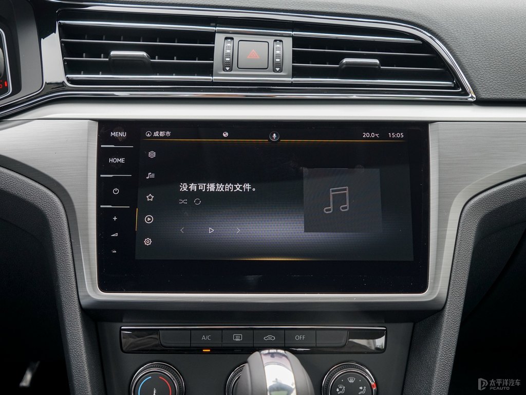 凜冽白凌渡中控內(nèi)飾圖片