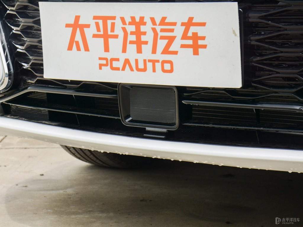 閃光冰晶白逸動PLUS車頭外觀圖片