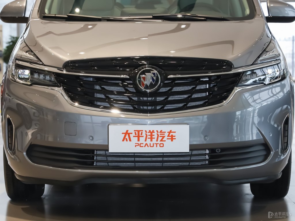 隕鐵灰別克GL8車頭外觀圖片