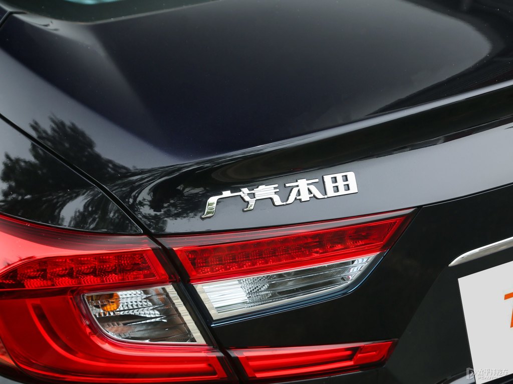 星空藍(lán)雅閣車(chē)尾外觀圖片