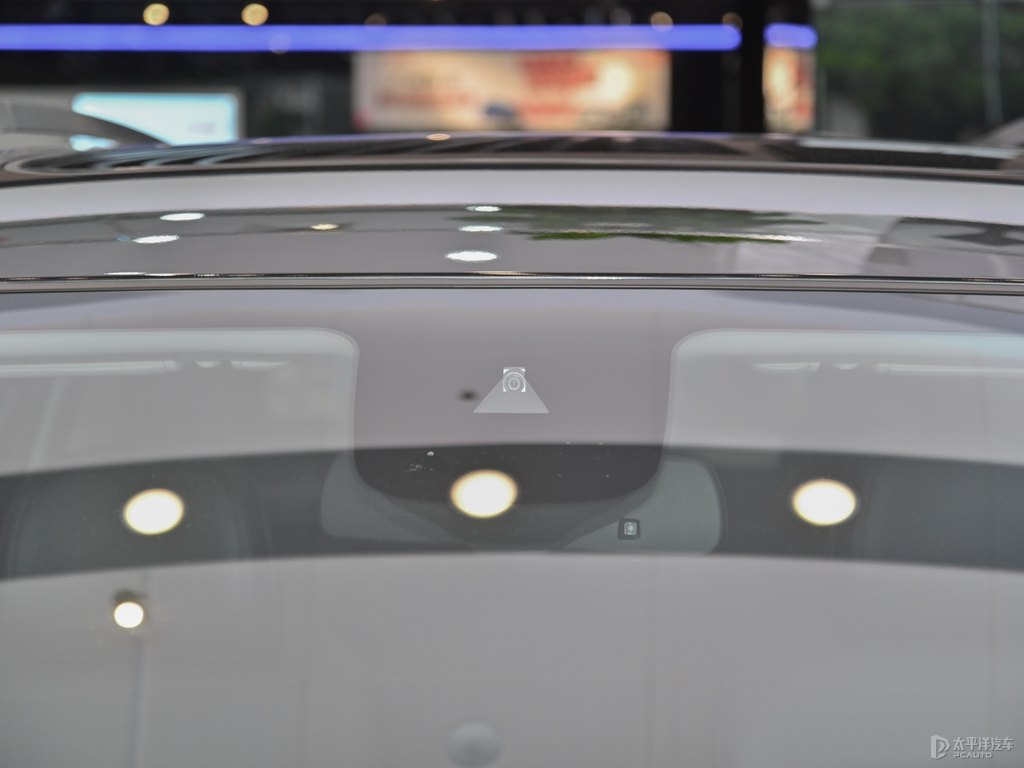 典雅黑傳祺GS5車身外觀圖片