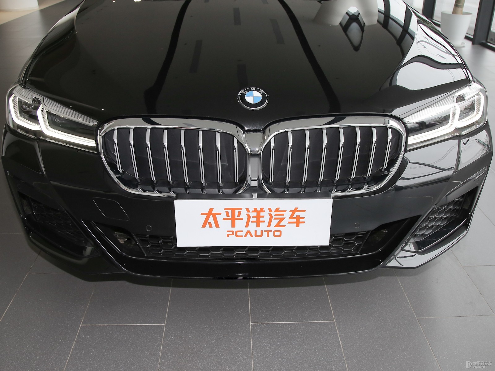 寶馬5系外觀高清大圖