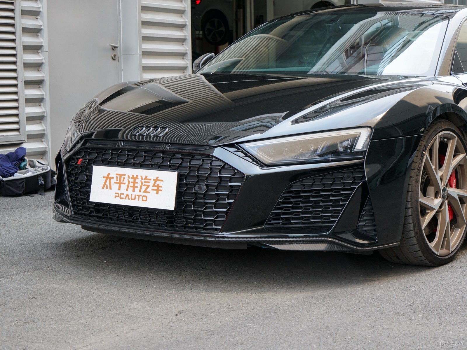 奧迪R8外觀高清大圖