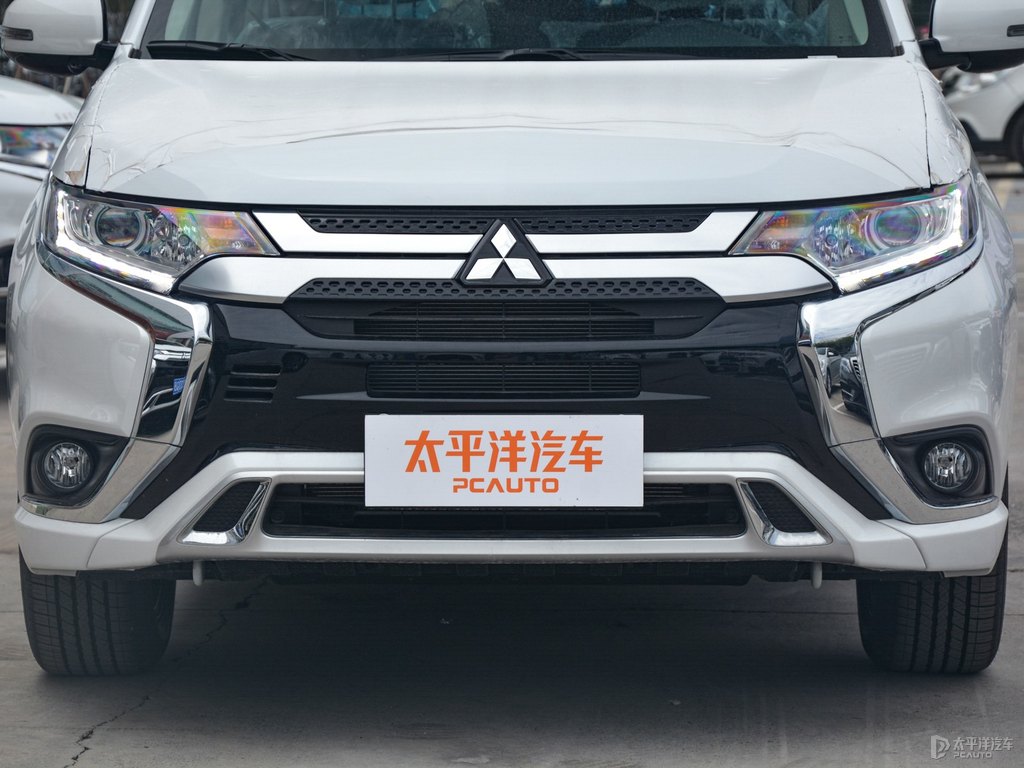 珍珠白歐藍(lán)德車頭外觀圖片