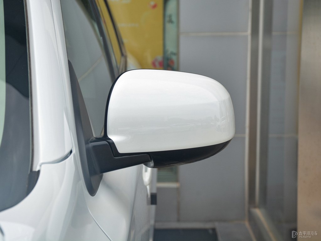 珍珠白歐藍(lán)德車身外觀圖片