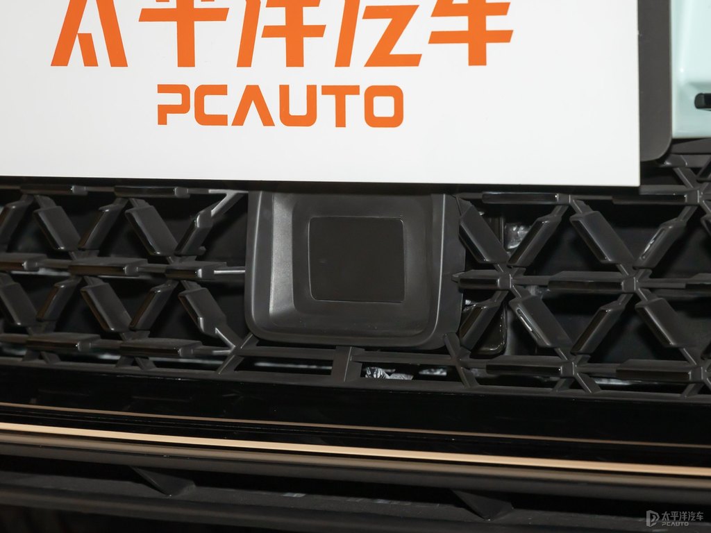 瑩白+天青綠小鵬G3車頭外觀圖片