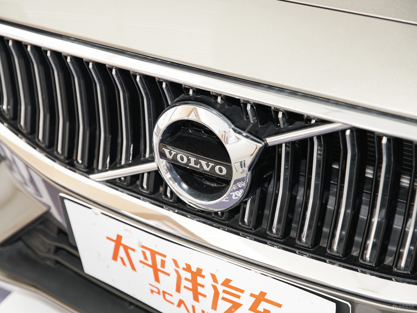 沃爾沃S60外觀高清大圖