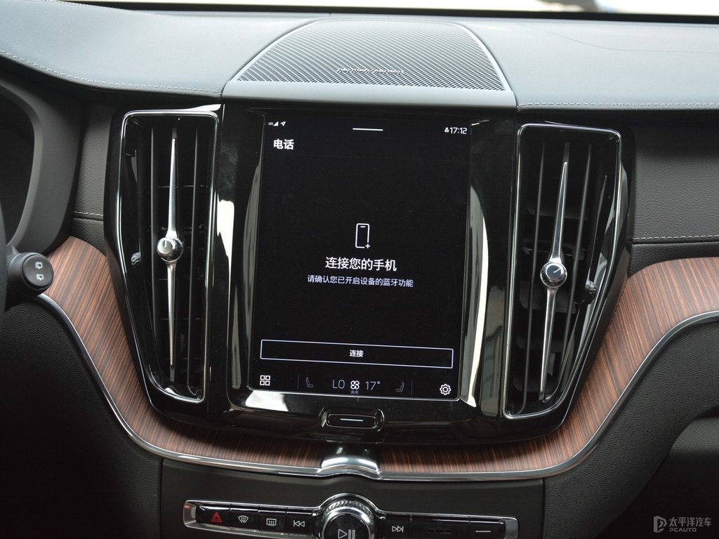 晨光銀沃爾沃XC60中控內(nèi)飾圖片