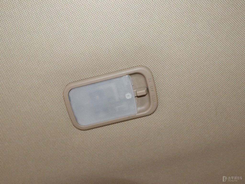 糖果白五菱宏光S車廂內(nèi)飾圖片