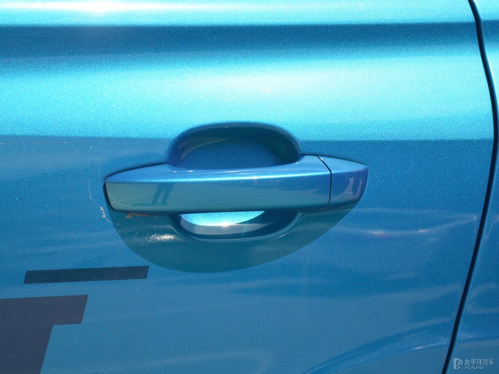 極智藍(lán)榮威RX5 MAX車身外觀圖片