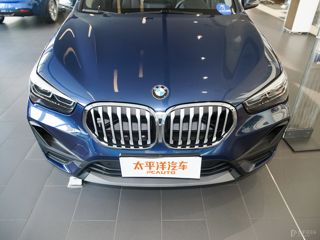 地中海藍(lán)寶馬X1車頭外觀圖片