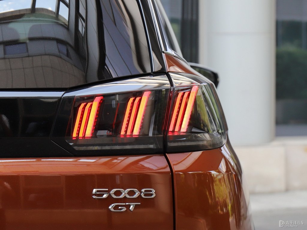 金沙銅標(biāo)致5008車尾外觀圖片