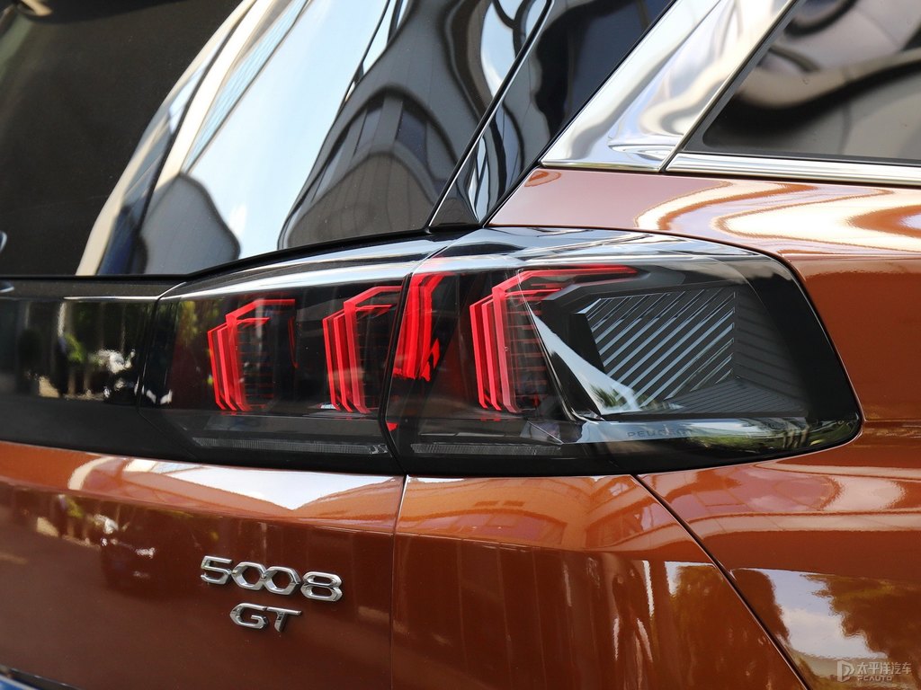 金沙銅標(biāo)致5008車尾外觀圖片