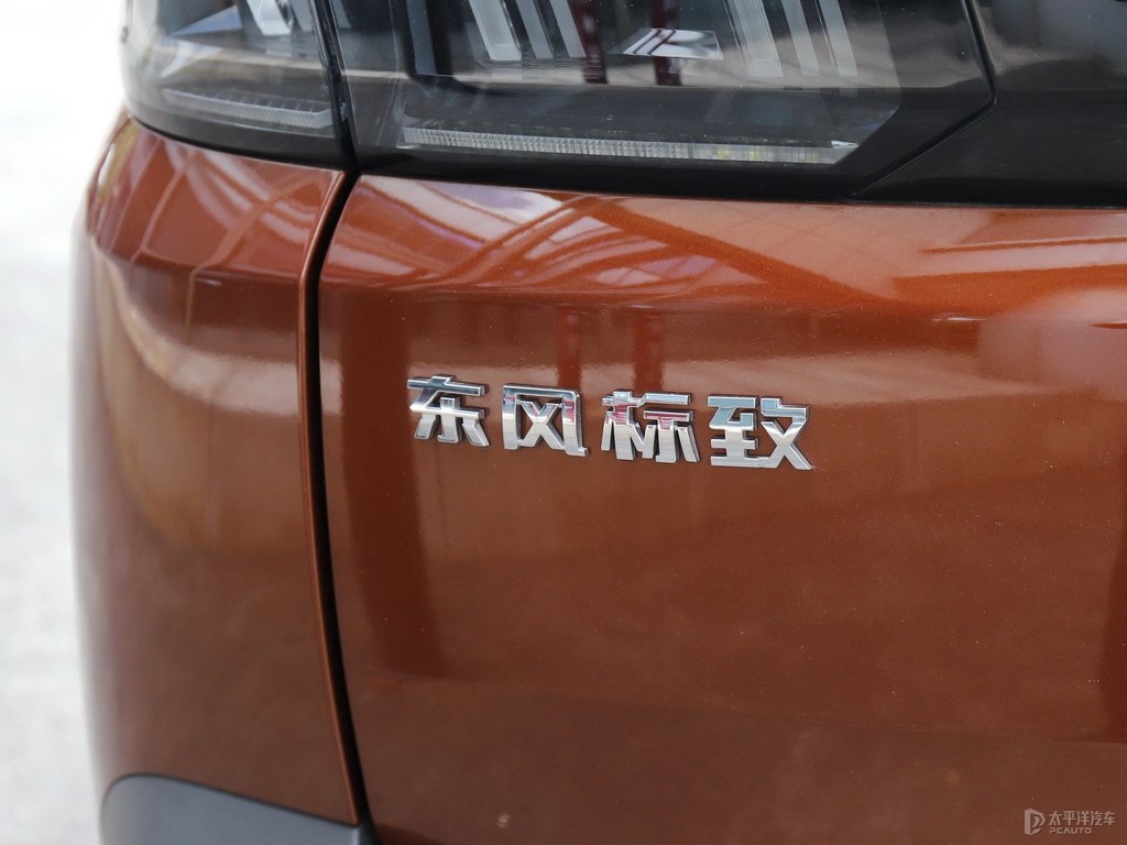 金沙銅標致5008車尾外觀圖片