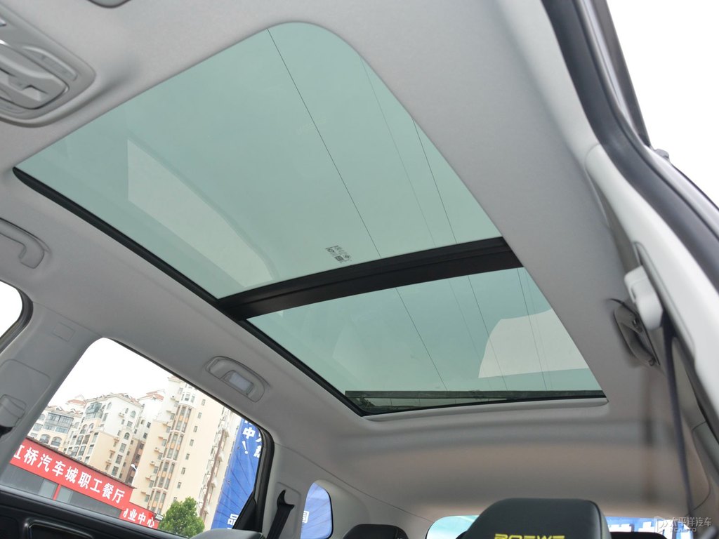 寰宇灰榮威RX5車廂內(nèi)飾圖片