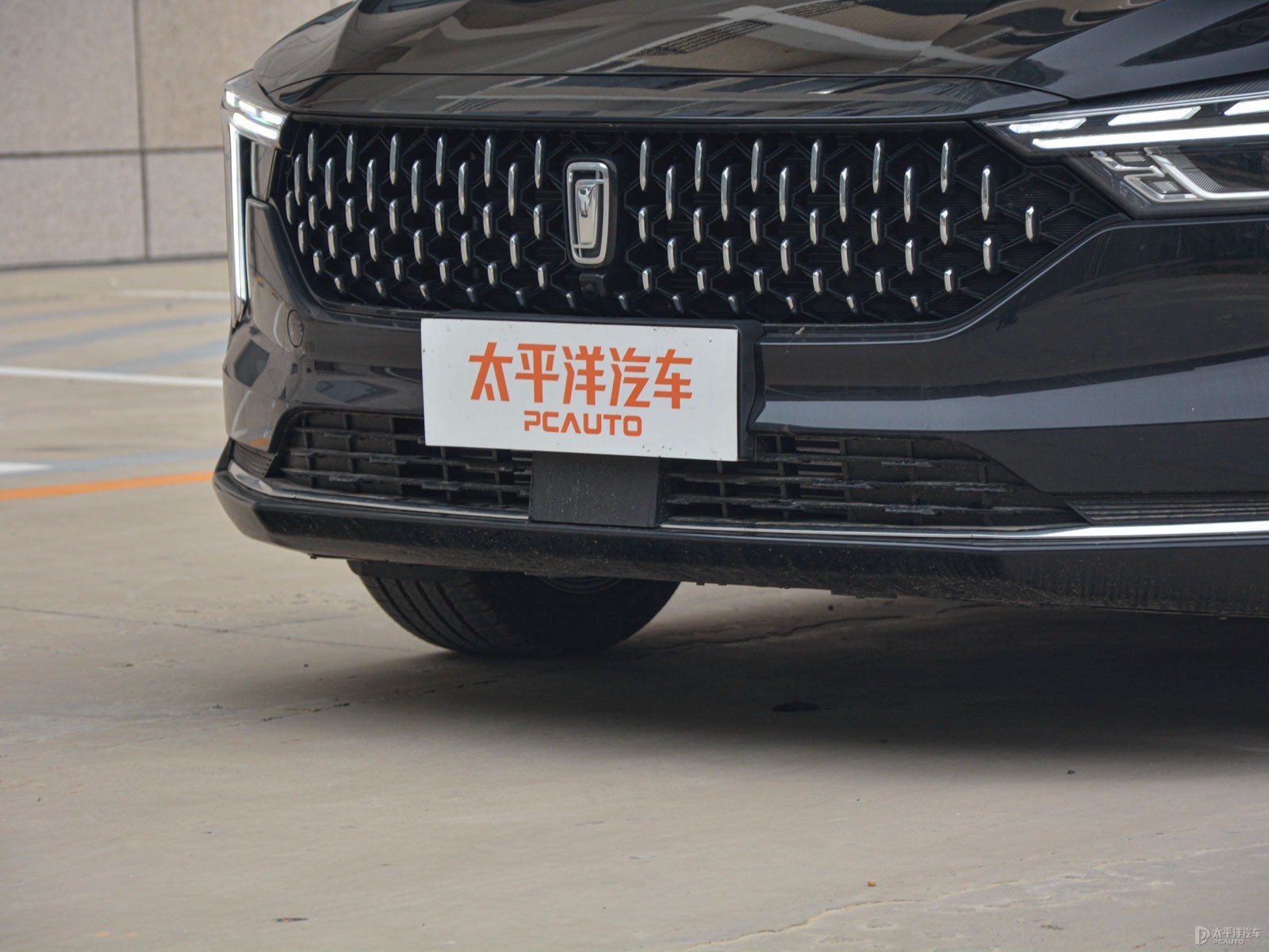 奔騰B70外觀高清大圖