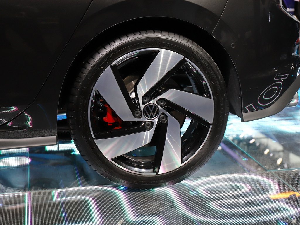 iʯڸߠGTI܇^DƬ