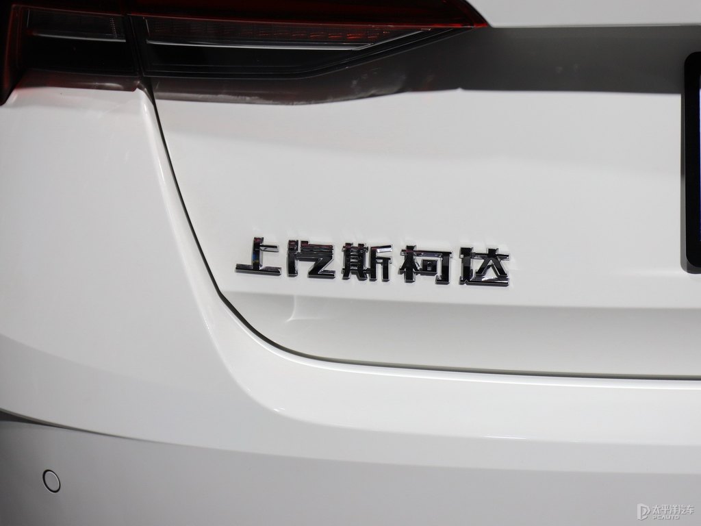 納米白明銳車尾外觀圖片