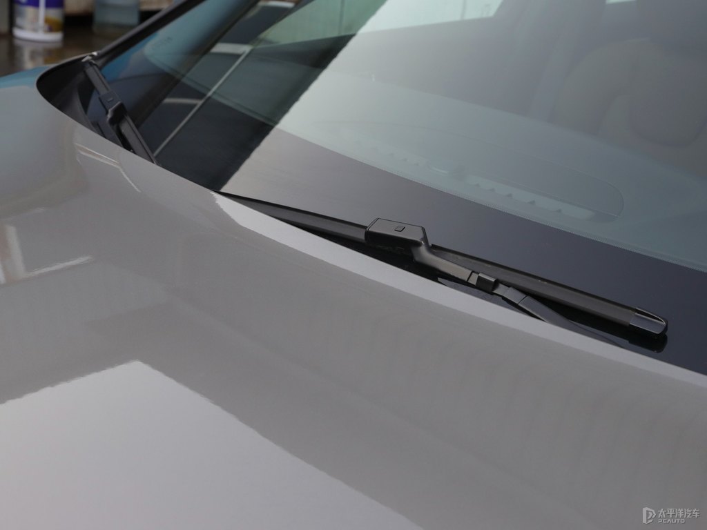 海巖灰沃爾沃S60車身外觀圖片
