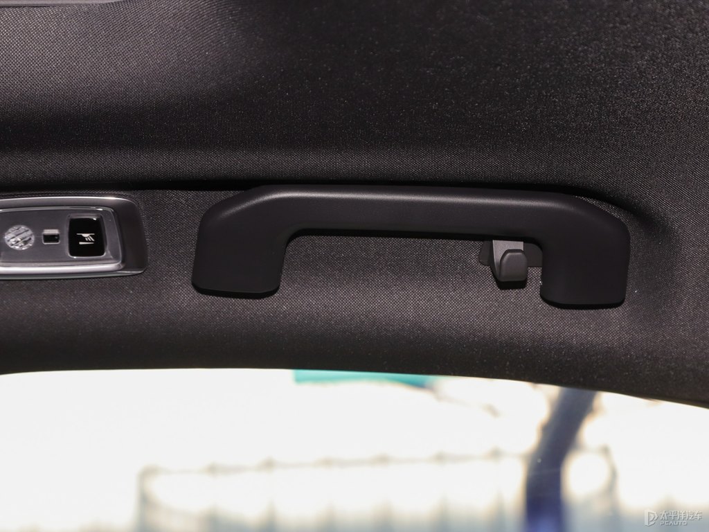 海巖灰沃爾沃S60車廂內(nèi)飾圖片