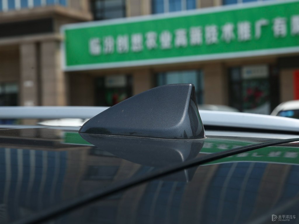 貝尼塔灰傳祺GS4車身外觀圖片