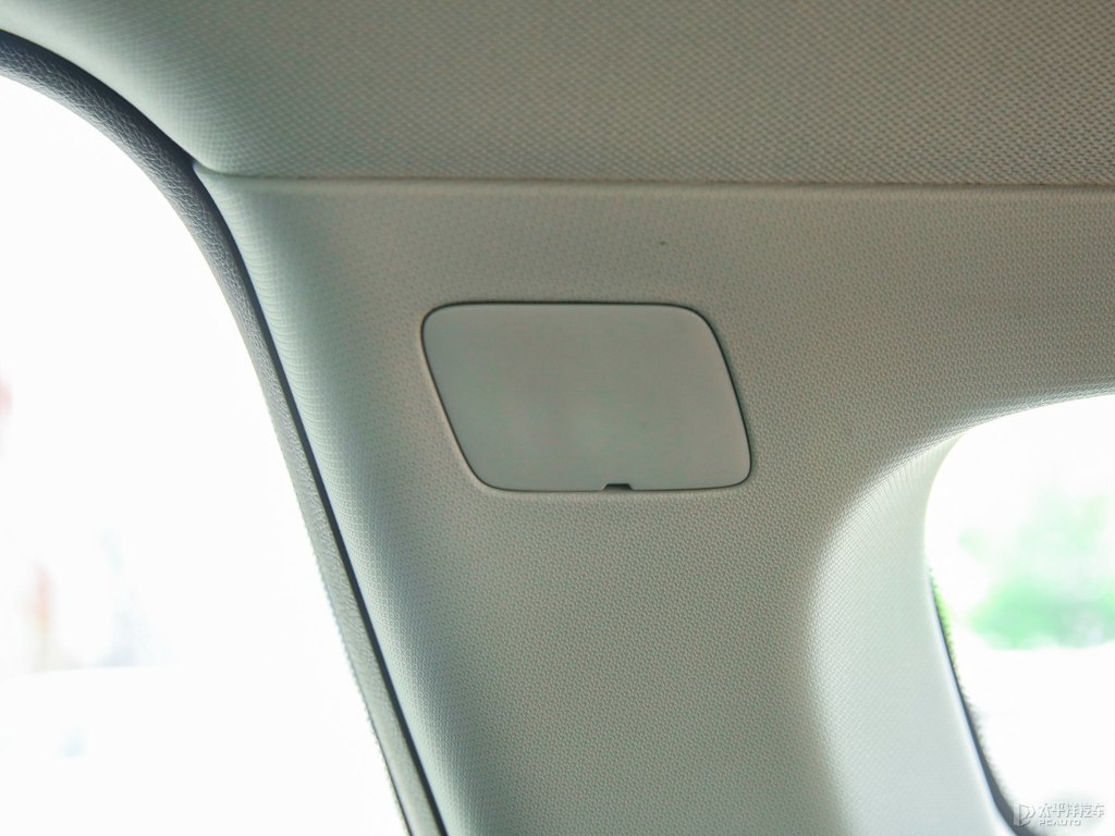 貝尼塔灰傳祺GS4車廂內(nèi)飾圖片