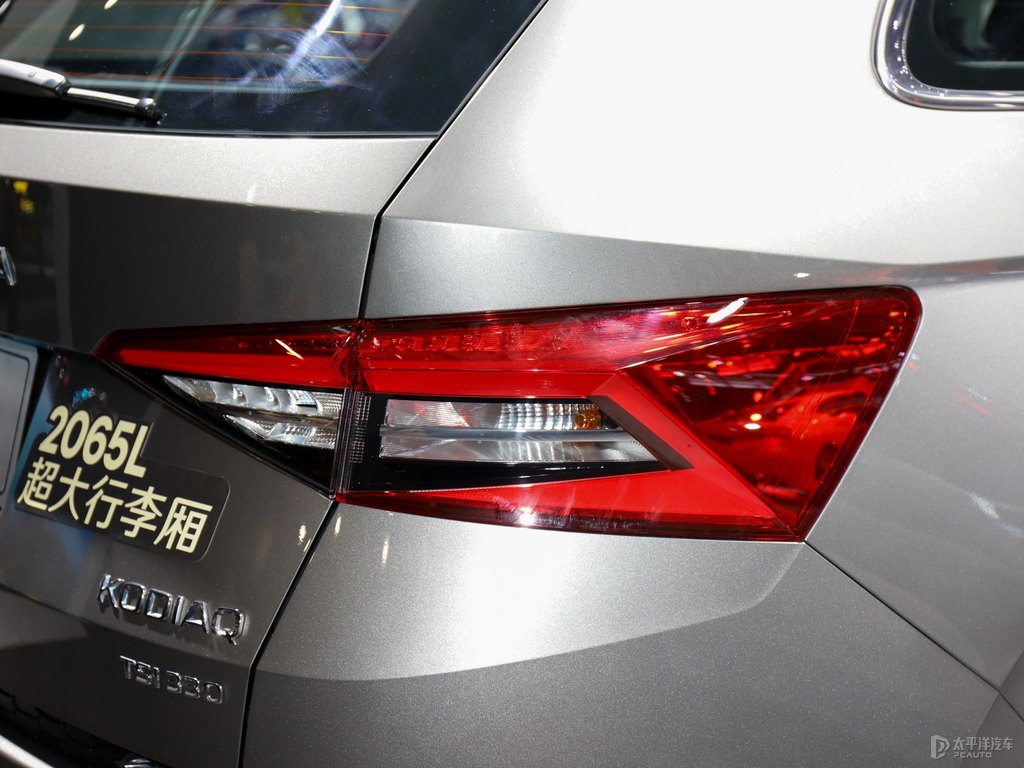 星夜灰柯迪亞克車尾外觀圖片