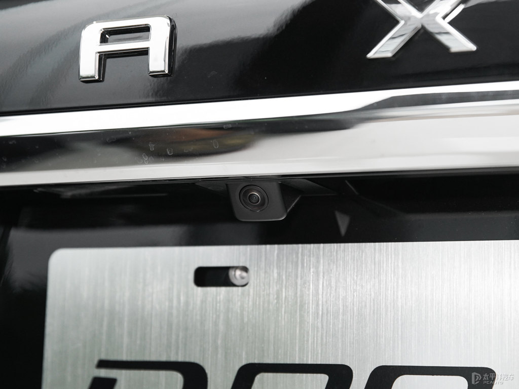 ʯͨMAXUS D90 Pro܇β^DƬ
