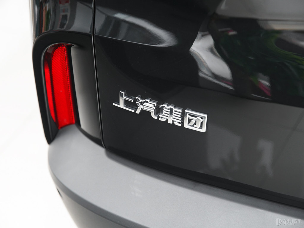 ʯͨMAXUS D90 Pro܇β^DƬ