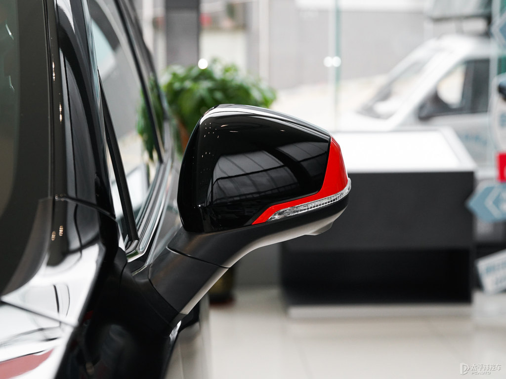ʯͨMAXUS D90 Pro܇(ch)^DƬ