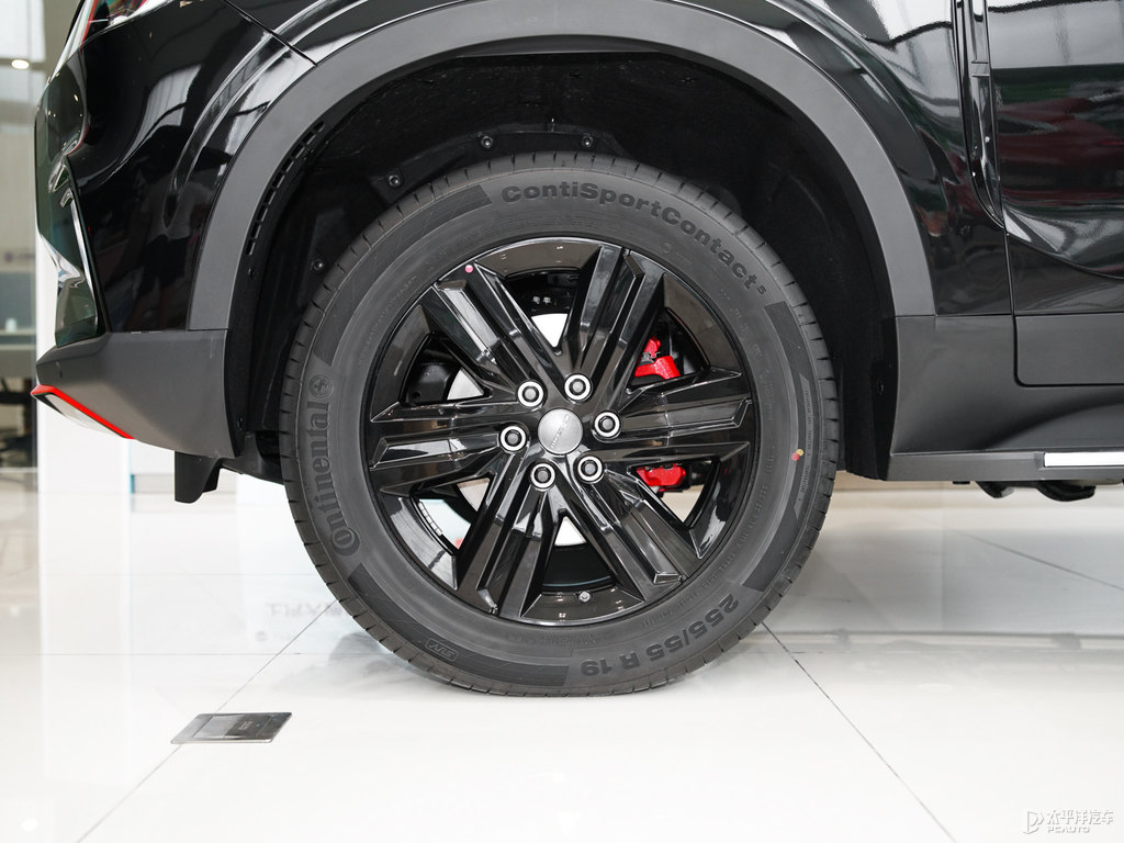 ʯͨMAXUS D90 Pro܇(ch)^DƬ
