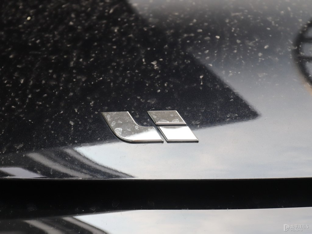 黑色理想ONE車頭外觀圖片