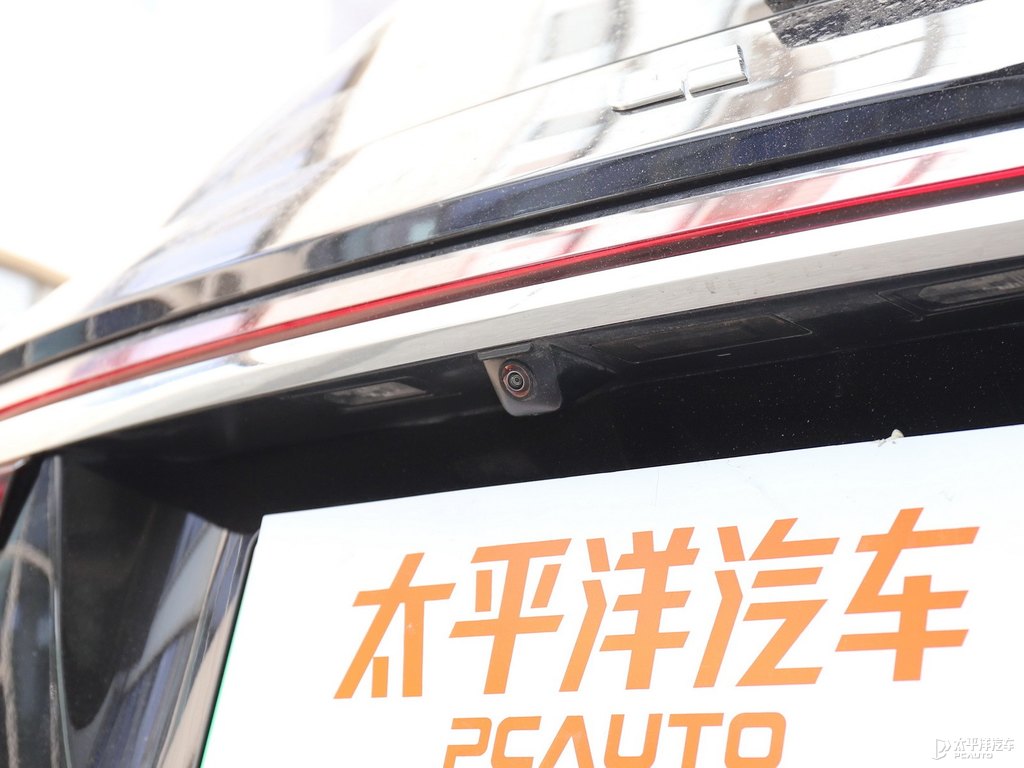 黑色理想ONE車尾外觀圖片