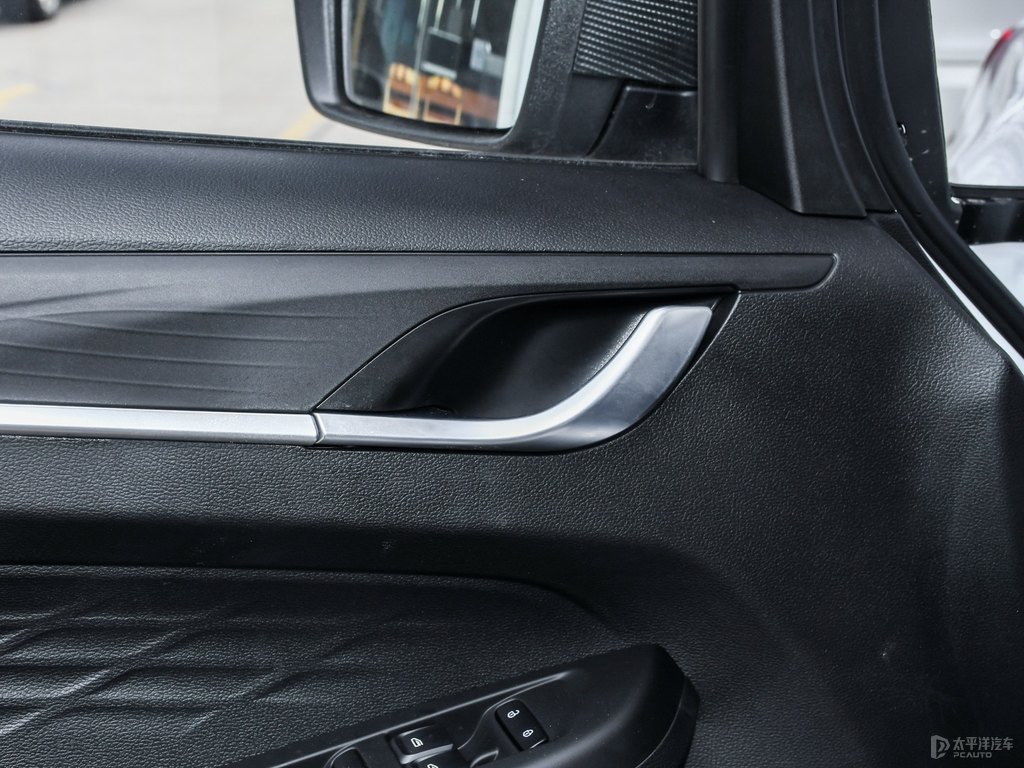 冰晶白遠景X3車廂內(nèi)飾圖片
