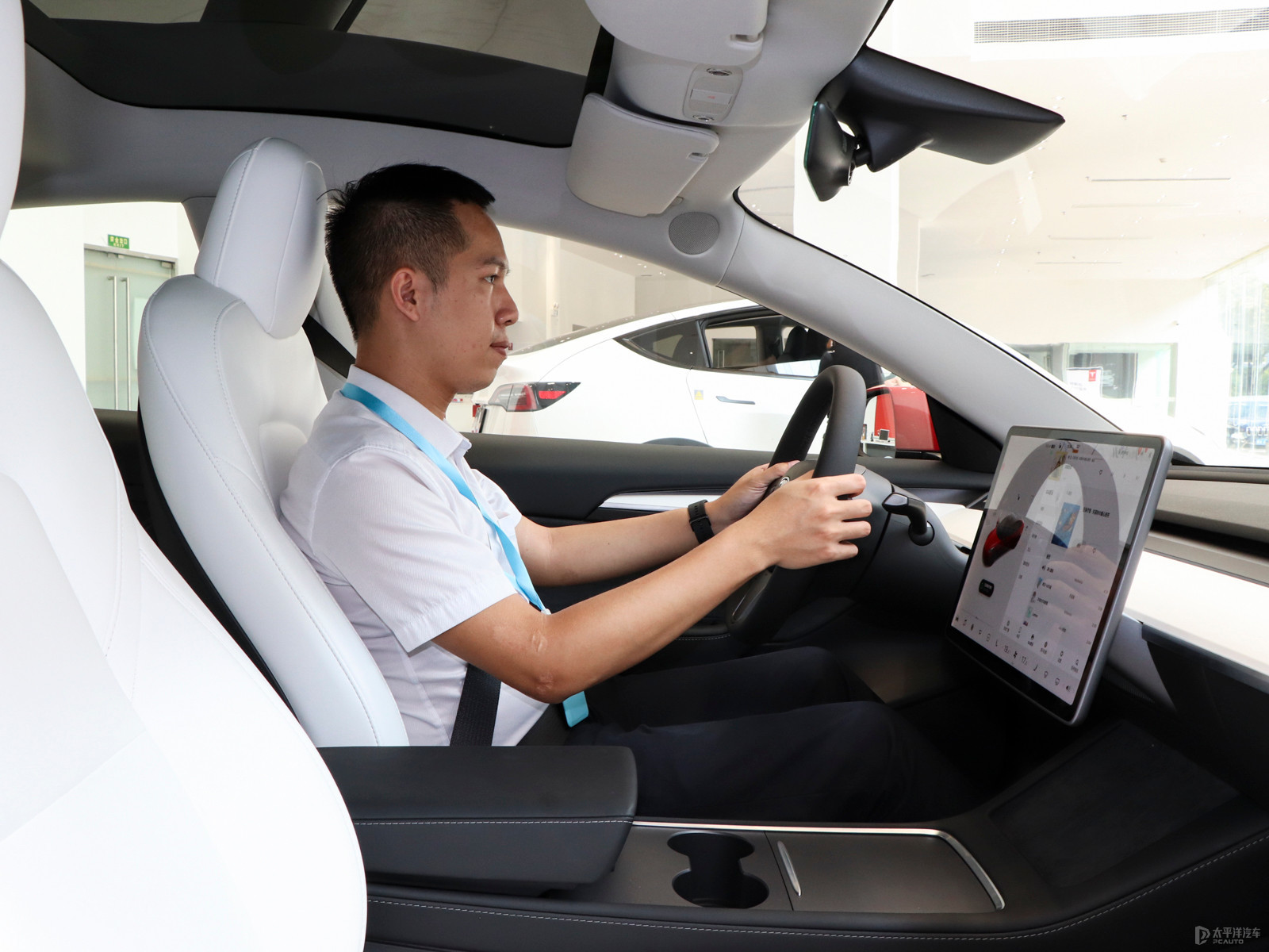 Model 3空間高清大圖