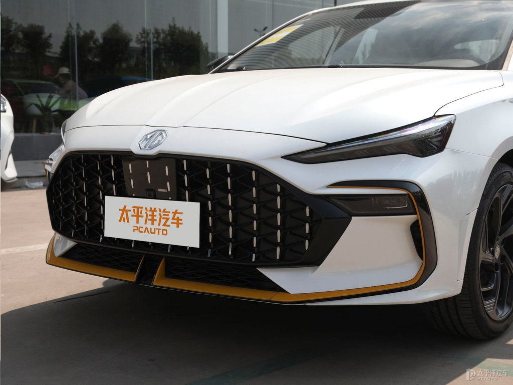 珠光白MG6車頭外觀圖片