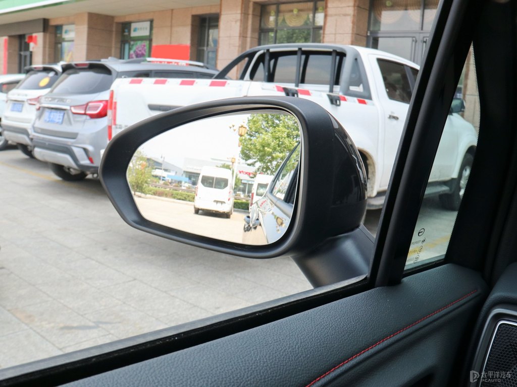 貝尼塔灰傳祺GS4車身外觀圖片