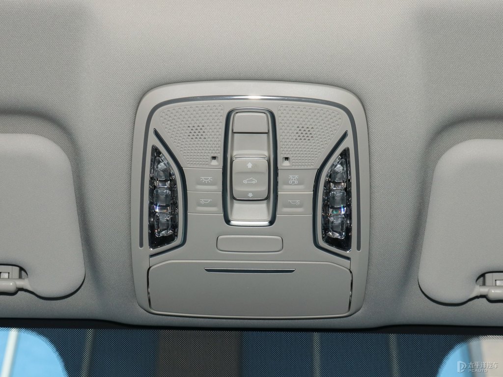 貝尼塔灰傳祺GS4車廂內(nèi)飾圖片
