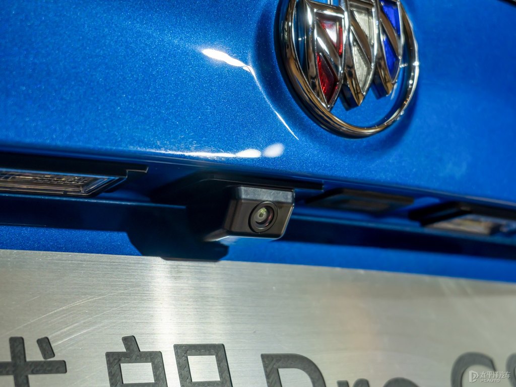 威朗車尾外觀圖片