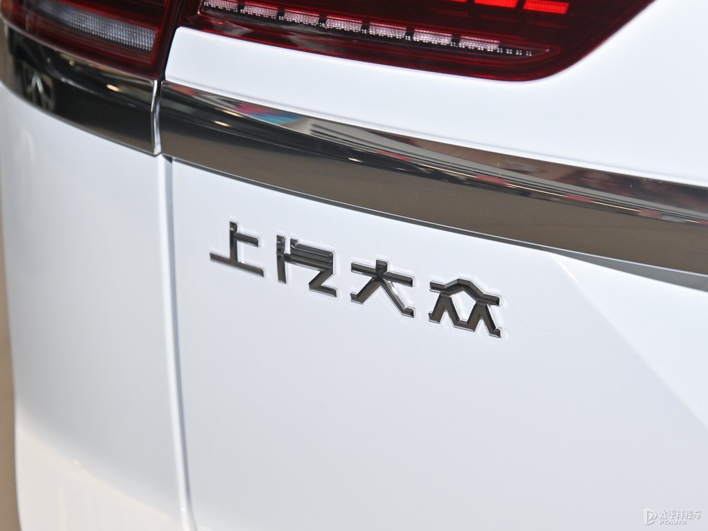 冰川白途昂X車尾外觀圖片