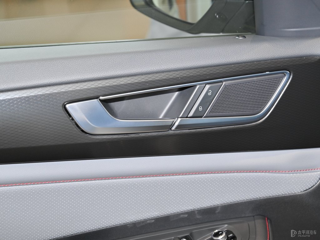 冰川白途昂X車廂內(nèi)飾圖片
